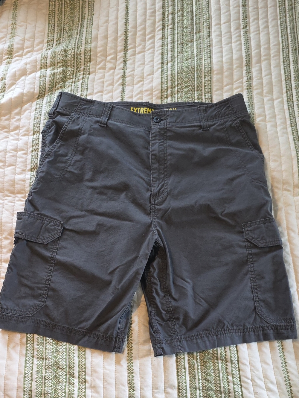 Lee Men's Charcoal Gray Cargo Shorts
